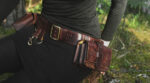 In this belt set there are two belt bags and three hanging loops. Belt in this set is 55mm wide.