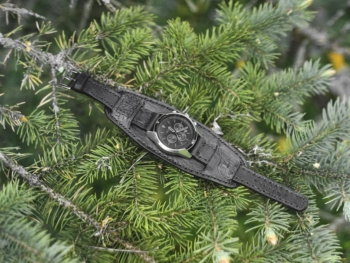 Black leather watch strap with wolf image