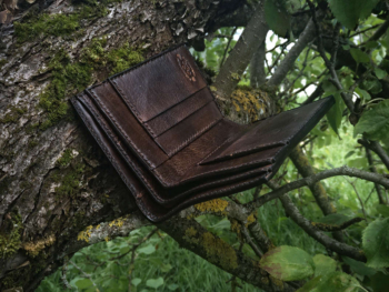 Leather wallet with eagle image, view to the inside of the wallet