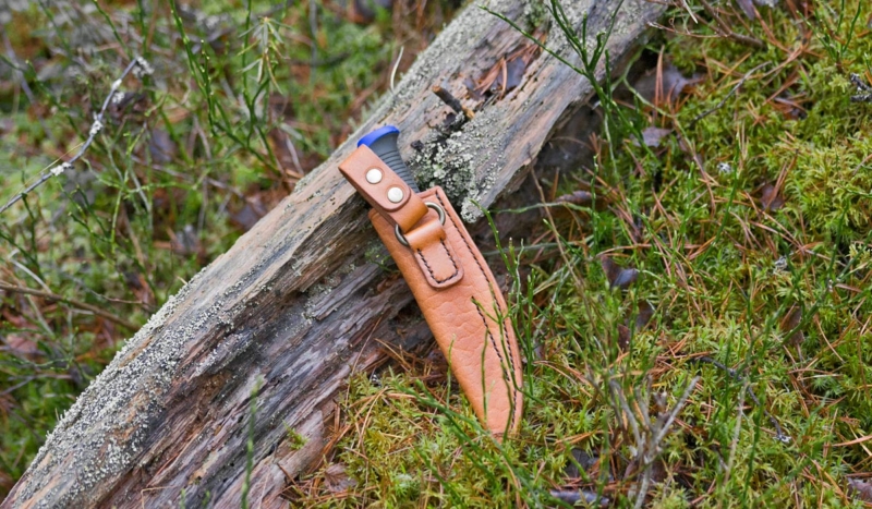 Leather knife sheath