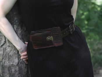 Leather belt set with two-ways belt bag