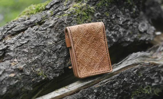 Leather playing card deck pouch