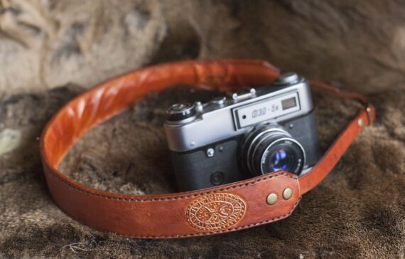 Leather camera strap