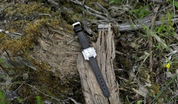 Hand crafted vegetable tanned leather watch strap